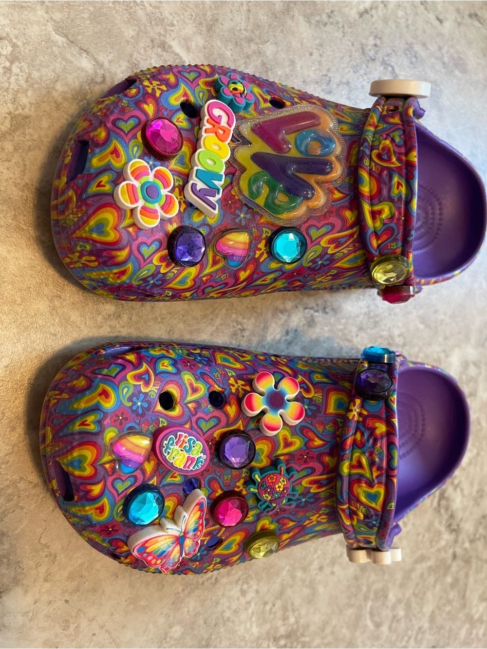 Women’s Crocs Lisa Frank Purple Multi-Color Heart-Print Sandal Clogs Charms